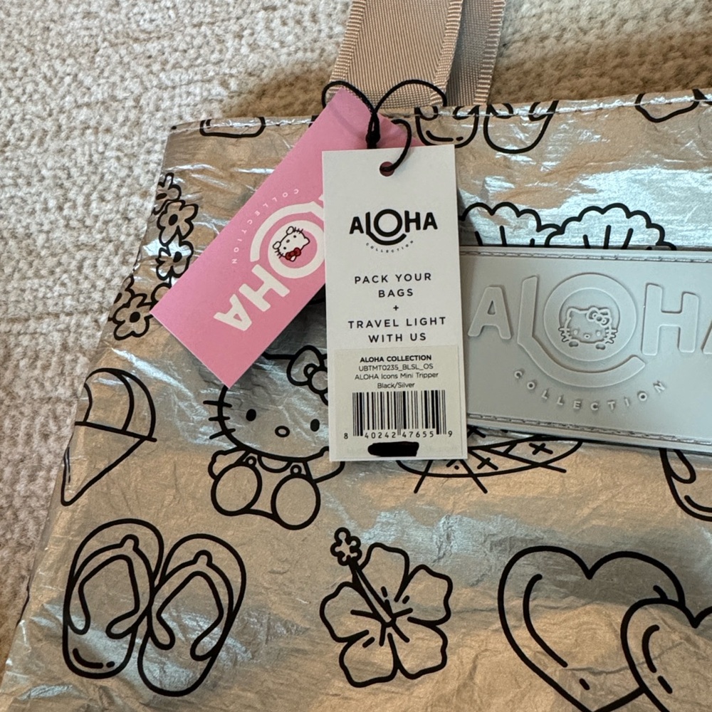 ALOHA Collection x Hello Kitty Mini Tripper - Picture 3 of 5